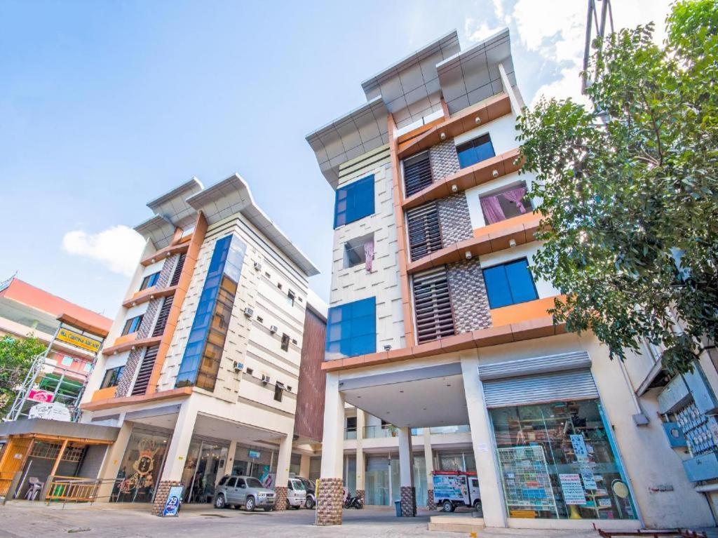 Mca Suites By Hiverooms Cebu Exterior photo